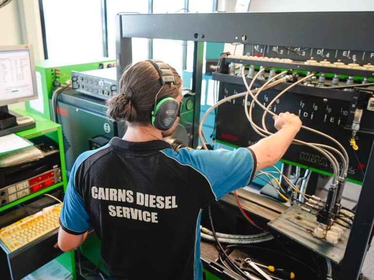 Cairns Diesel Service Bosch 815 Diesel Fuel Injection Test Bench